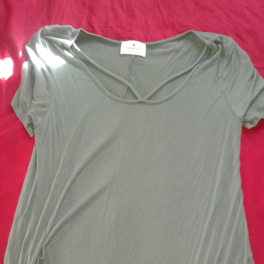 green detailed front top